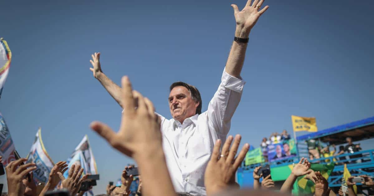 Brasile: vince Bolsonaro, presidente grazie a Whatsapp