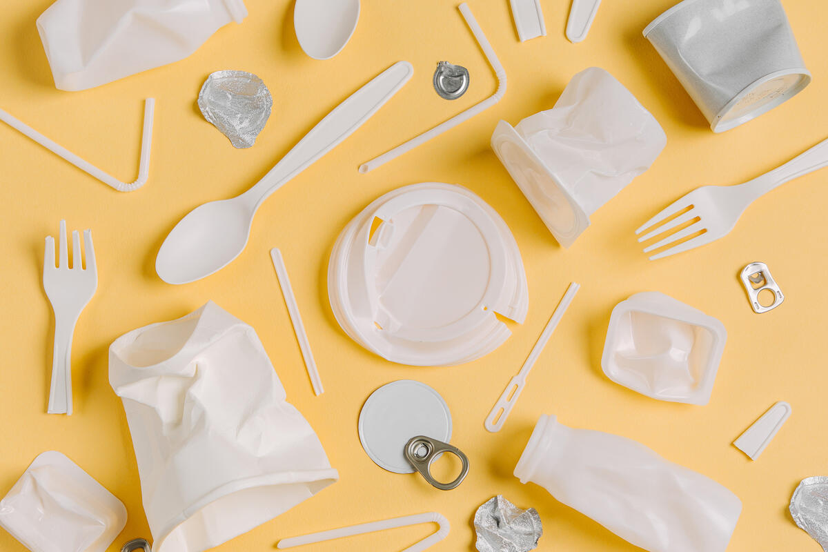 Il Problema della Plastica nel Settore Food: come Rispondono gli Stati Uniti?
