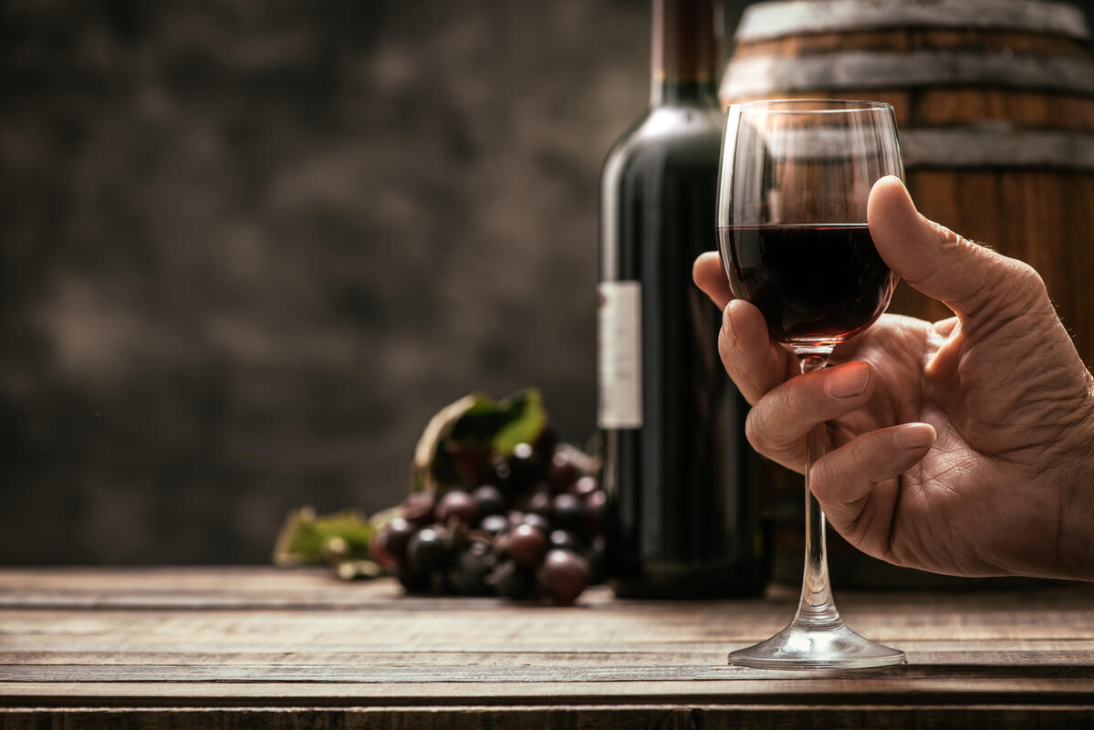 Vino, Ismea: 2023 in Contrazione ma tra i Maggiori Player per Export Italia Tiene di Più