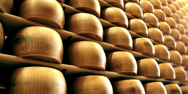 Gli USA ghiotti di Parmigiano Reggiano