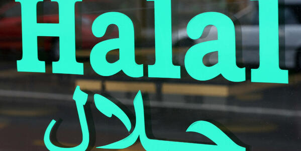 Etichettatura: la macellazione rituale halal può soddisfare gli standard del biologico?